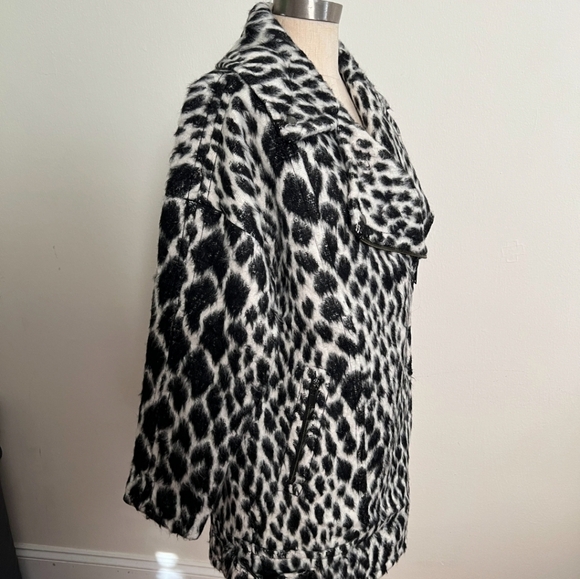 Banana Republic Animal Print Coat - Picture 3 of 4